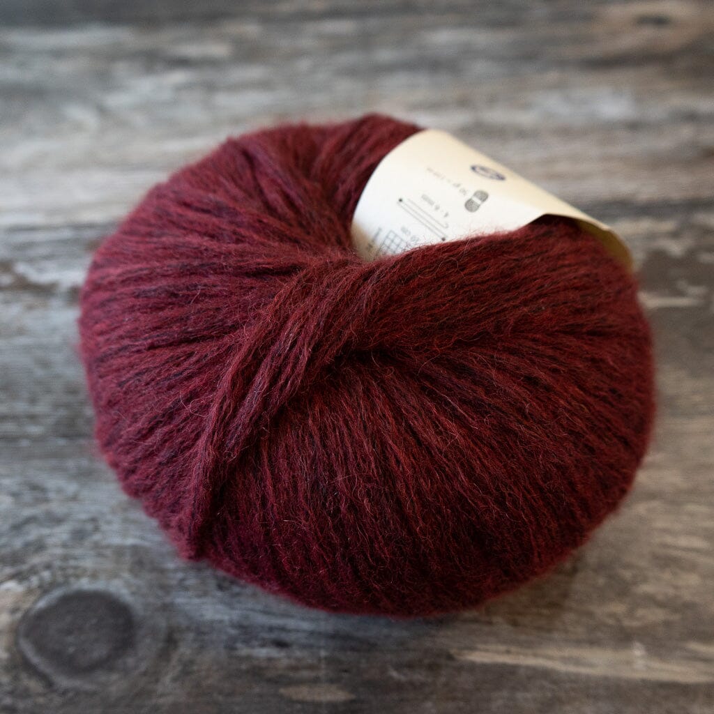 Camarose Snefnug | 7832 Rust Rod | Tangled Yarn UK