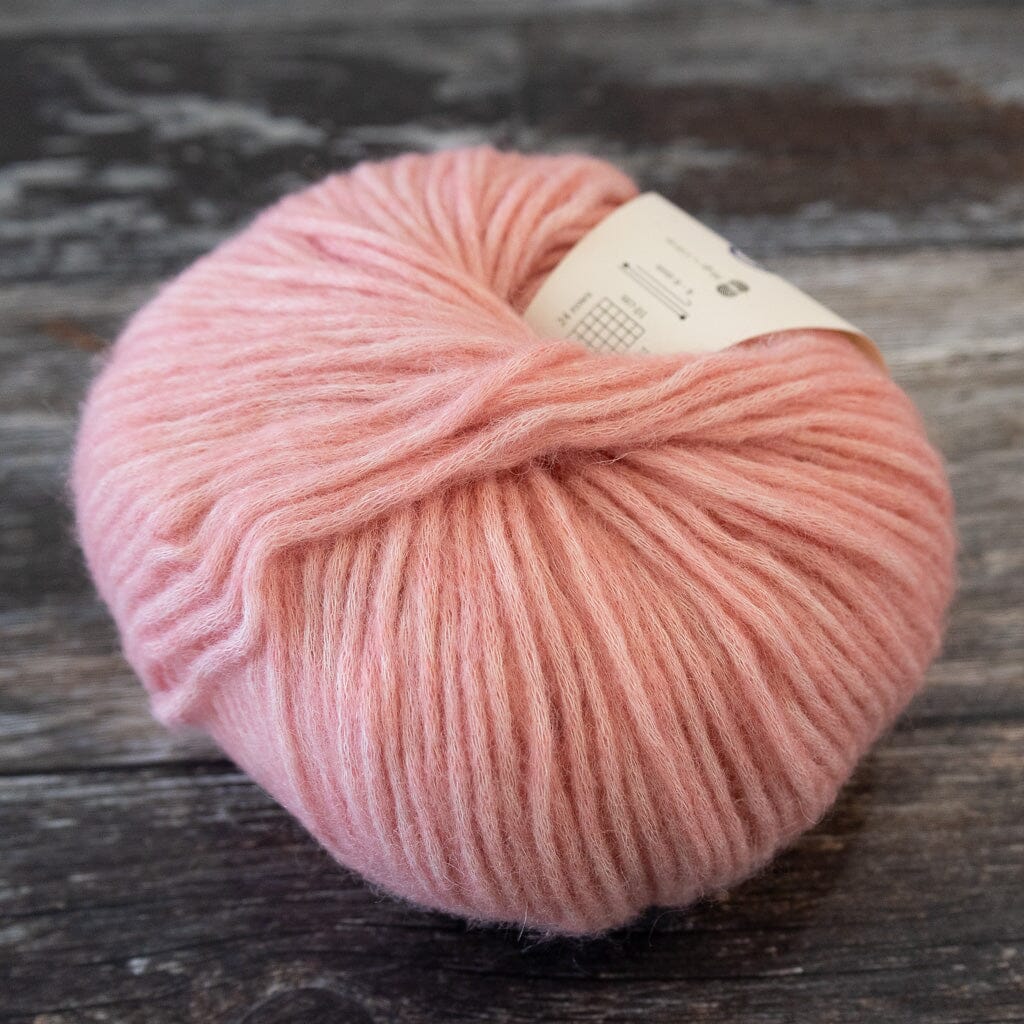 Camarose Snefnug | Stovet Rosa | Tangled Yarn UK