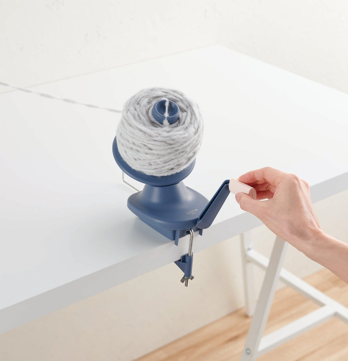 Clover Ball Winder | Tangled Yarn UK