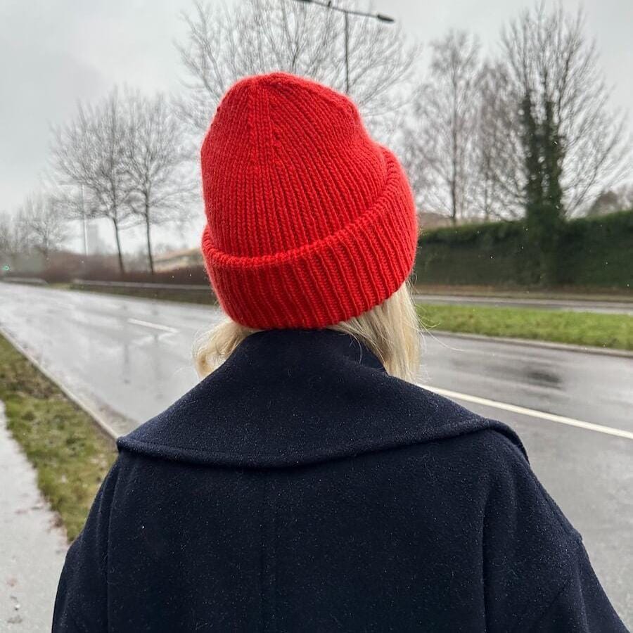 PetiteKnit | Weekend Hat | Tangled Yarn UK